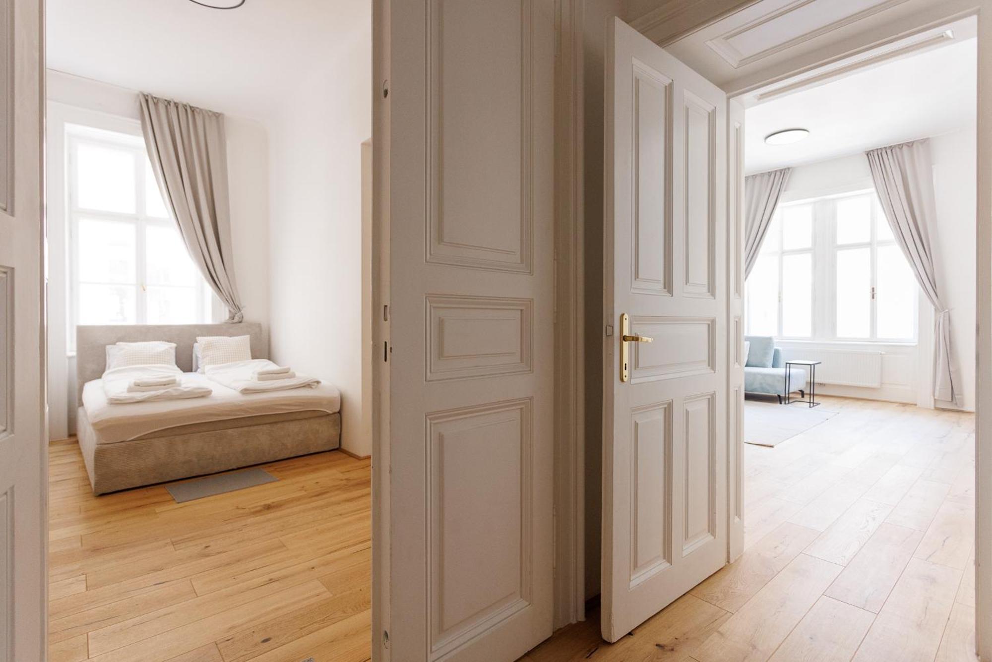 4Ty3 Apartments - Stadtpark City Apartment Is Calling Вена Экстерьер фото