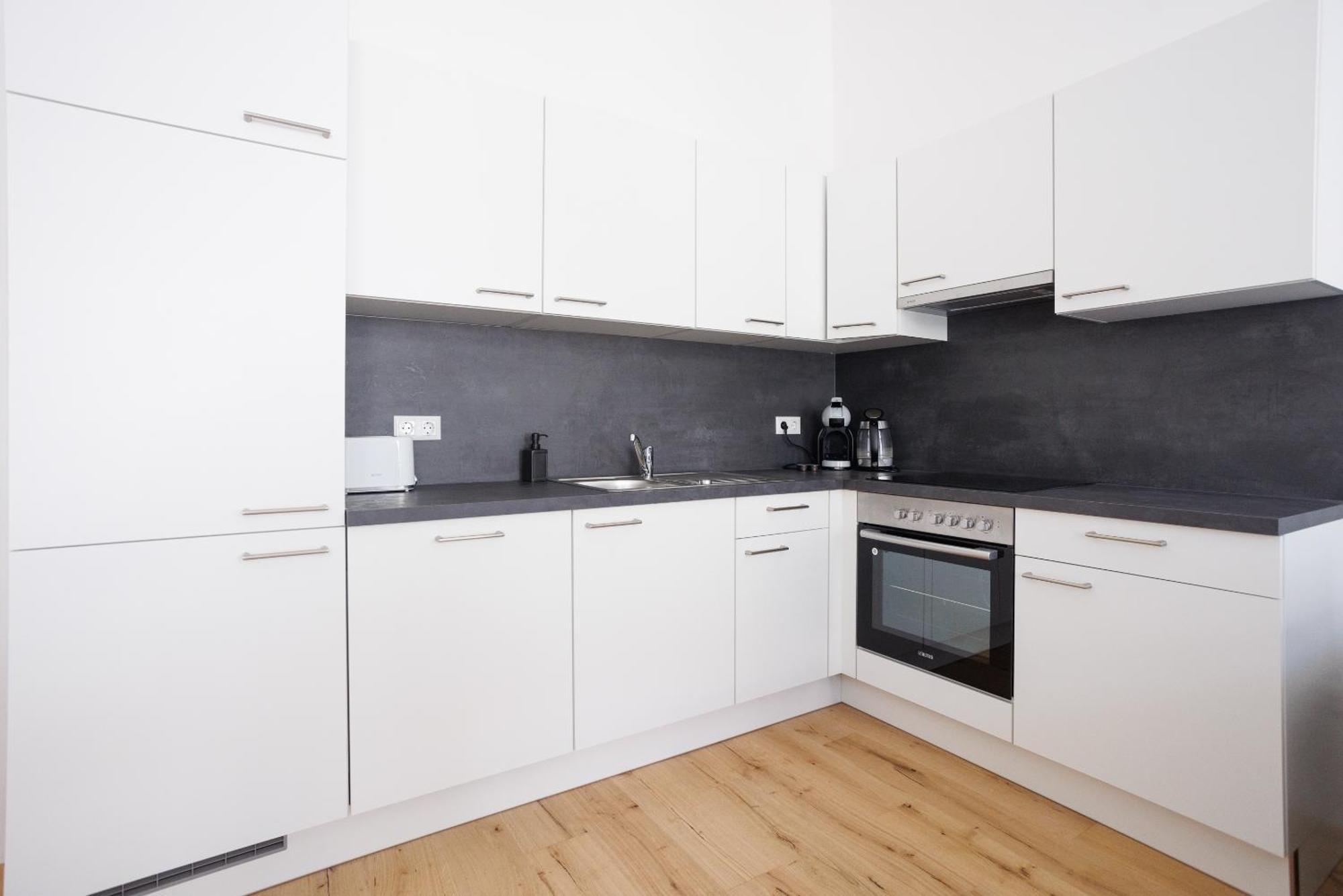 4Ty3 Apartments - Stadtpark City Apartment Is Calling Вена Экстерьер фото